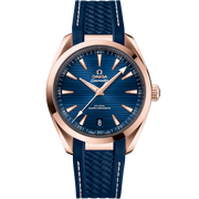 Quadrante argentato sunburst dell’Omega Seamaster Aqua Terra 41 mm con indici a bastone rodiati, lancette sfaccettate e datario a ore 3